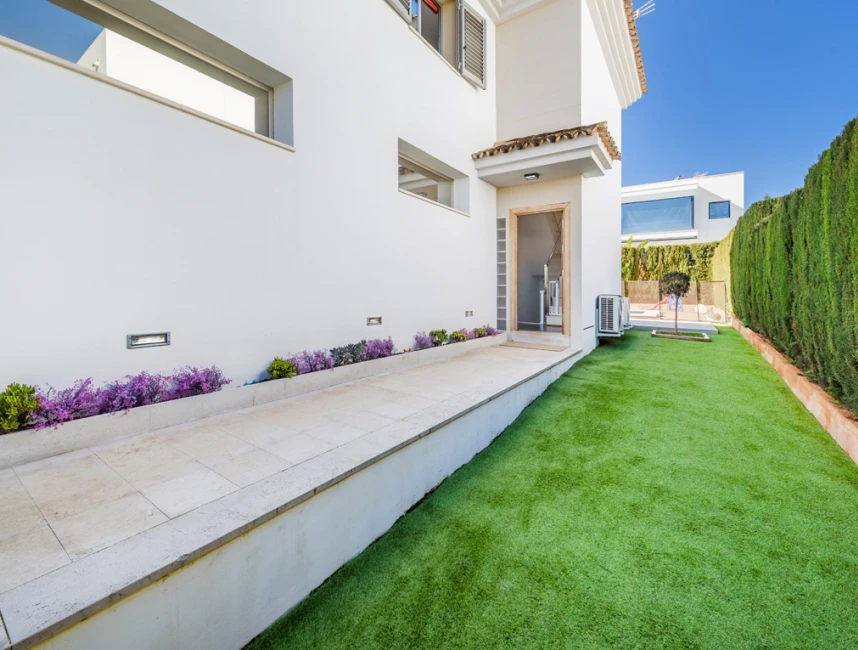 Villa moderne près des terrains de golf à Palma de Majorque-15