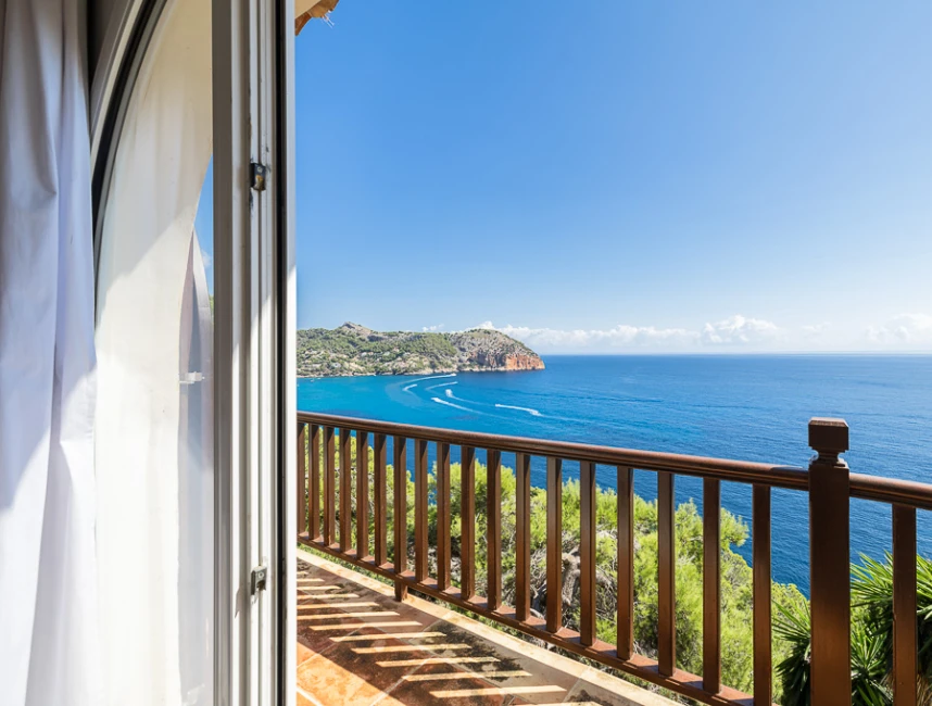 Charmante villa met prachtig uitzicht op zee-10