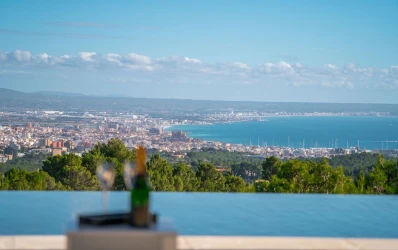 Luxueuze villa met adembenemend uitzicht op zee