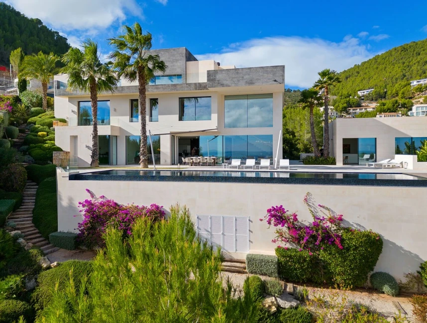 Luxueuze villa met adembenemend uitzicht op zee-14