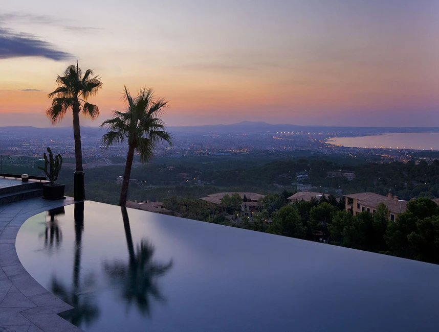 Uitzonderlijke villa met zeezicht in Son Vida, Palma de Mallorca-2