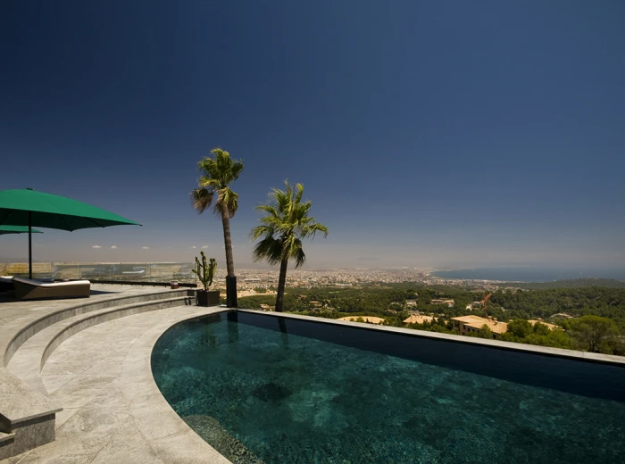 Exceptional villa with sensational sea views-26