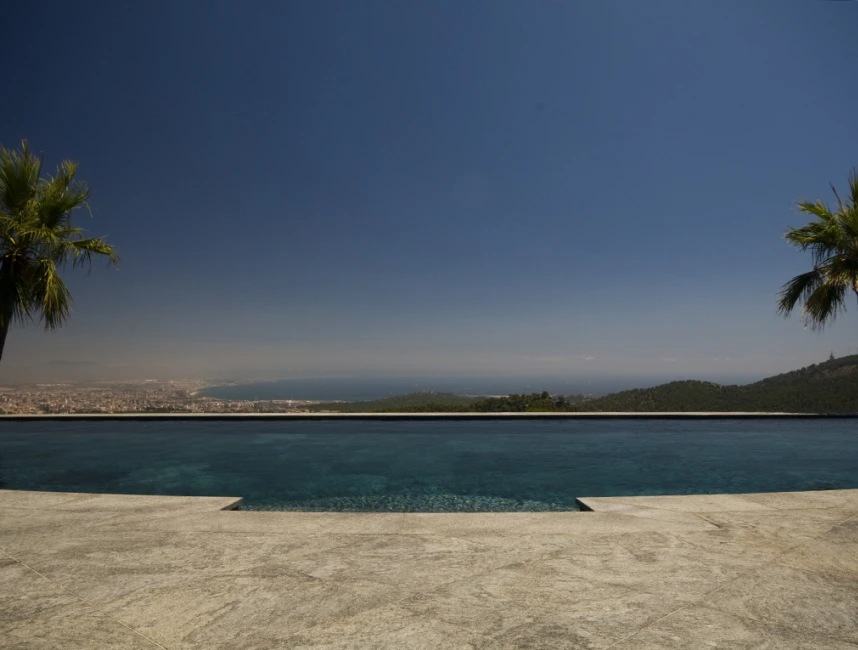Exclusiva villa con impresionantes vistas al mar-27