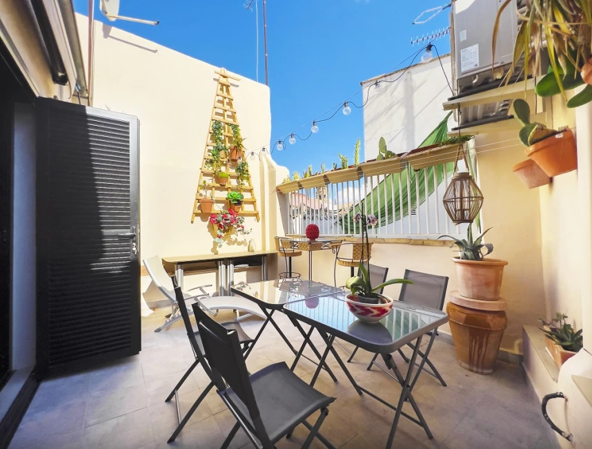 Renovated Duplex Penthouse with terrace at Paseo Borne - Palma-1
