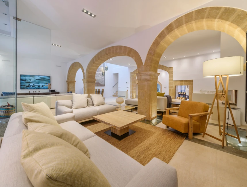 Spectacular townhouse in Pollensa-2