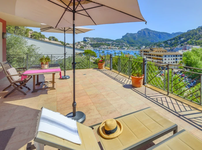 Spectaculaire villa met zwembad en uitzicht op de haven-2