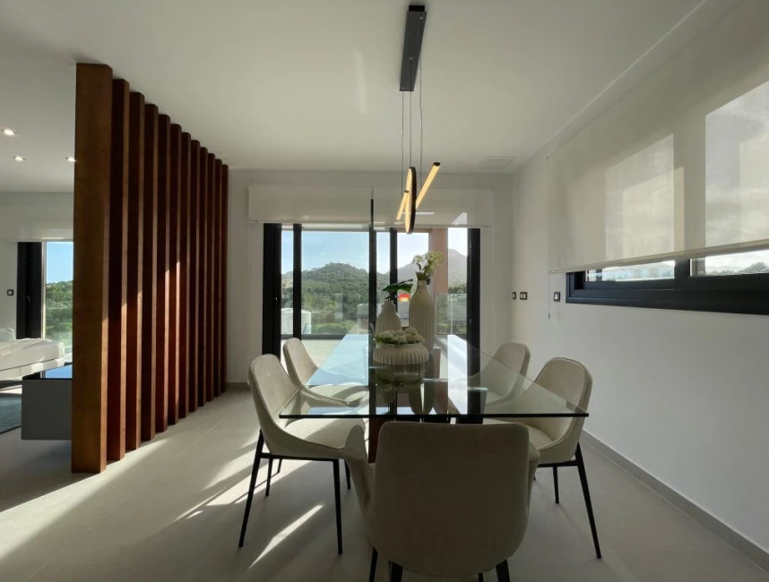 Modern villa i ett nytt komplex nära stranden i Font de sa Cala-3