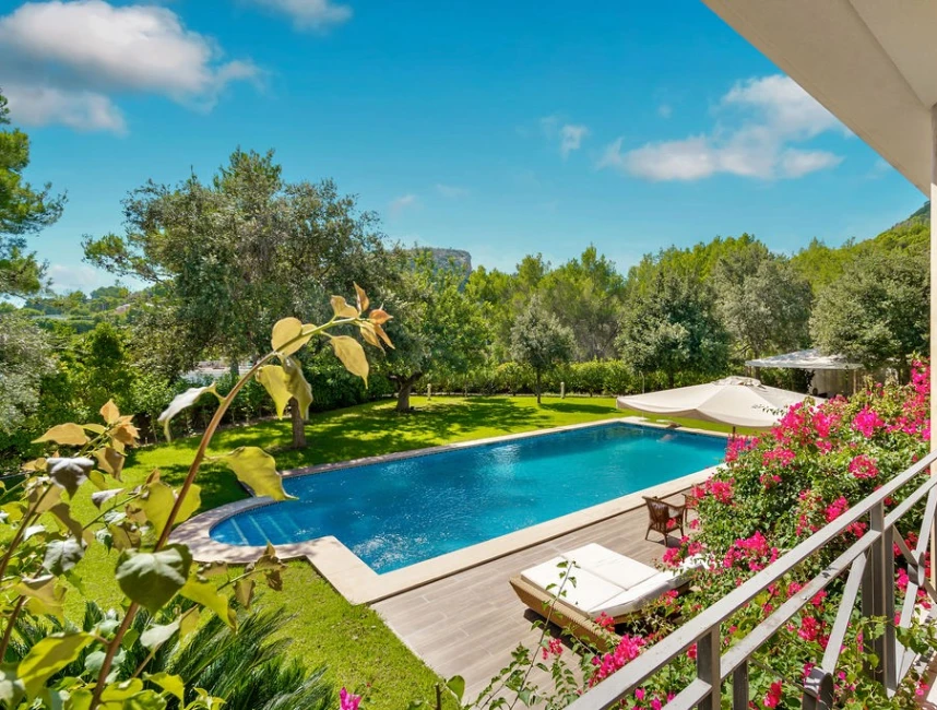 Vila familiar amb preciosos jardins a Son Vida, Palma de Mallorca-1