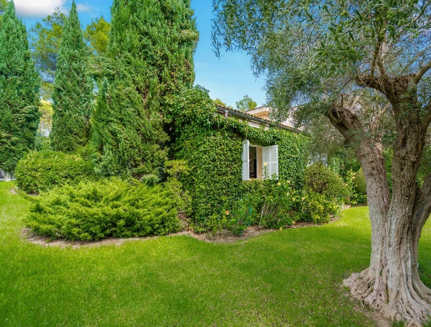 Vila familiar amb preciosos jardins a Son Vida, Palma de Mallorca-18