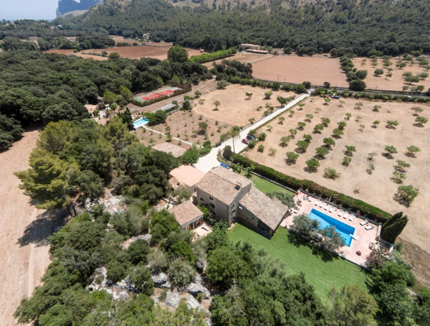 Prachtige boerderij met gastenverblijven in Cala San Vicente - Finca Mallorca-1