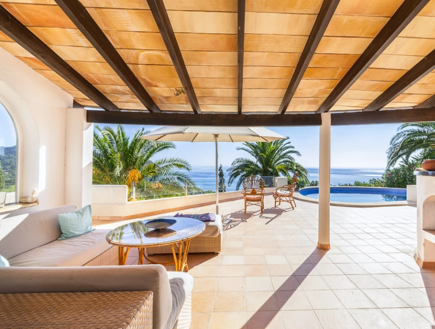 Vacker villa med fantastisk havsutsikt i Canyamel-9