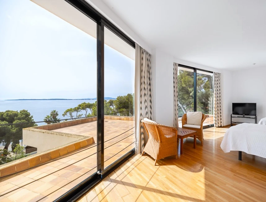Mansion with sea views and rental license in Costa de los Pinos-8