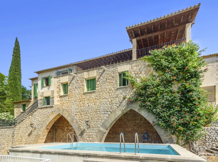 Casa senyorial amb piscina a Valldemossa-23