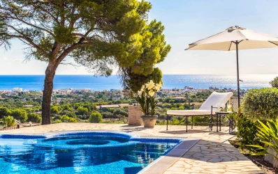 Extravagante villa met prachtig uitzicht op zee bij Son Servera