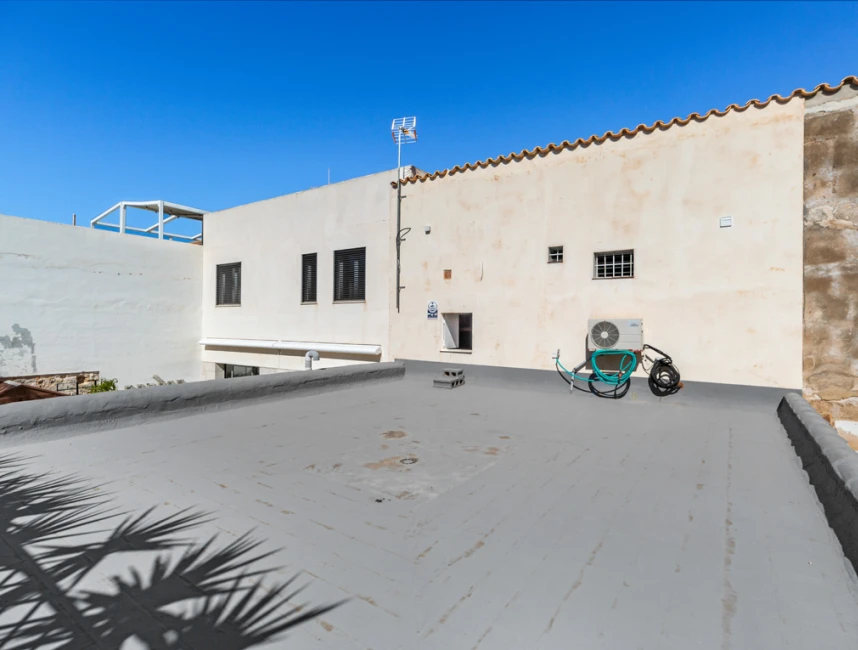 Renovation Opportunity in the Heart of Portixol/Molinar-4