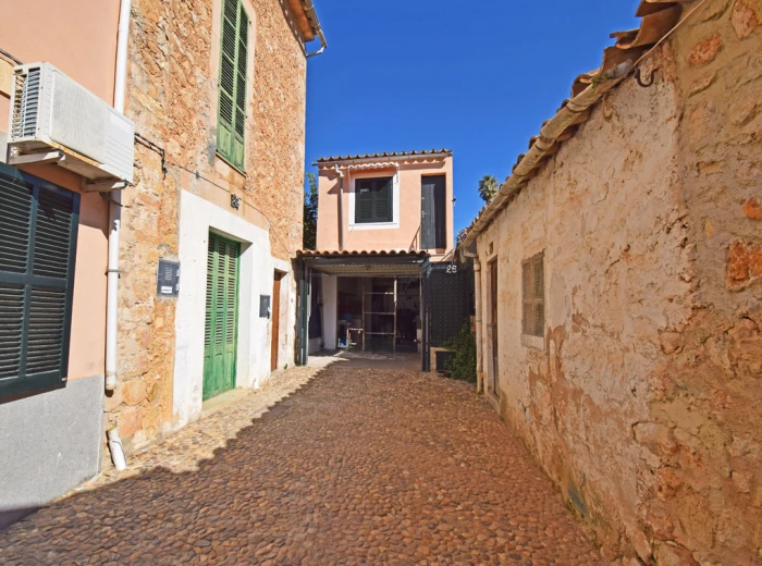 Casa de poble amb garatge a Alaró-11