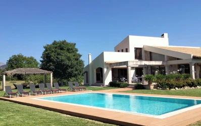 Villa impeccable et moderne avec vue panoramique. Alcudia