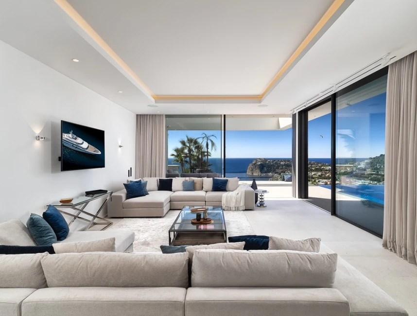 Impressive luxury villa "Marimont"-4