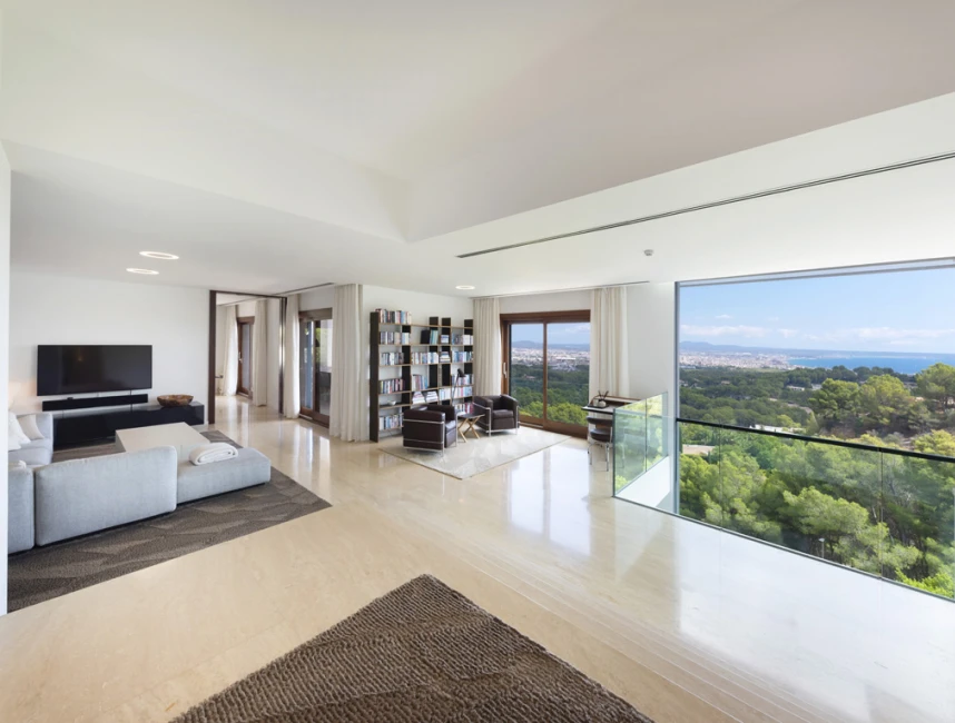 Luxury villa with views of the bay of Palma-5