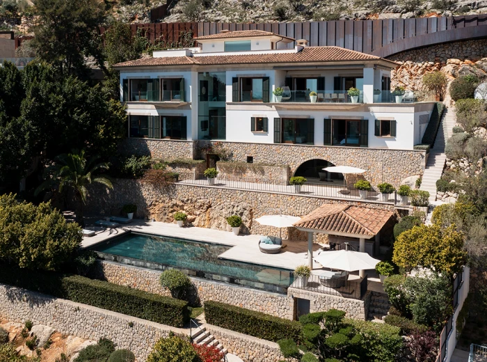 Luxusvilla mit Blick auf die Bucht von Palma-1
