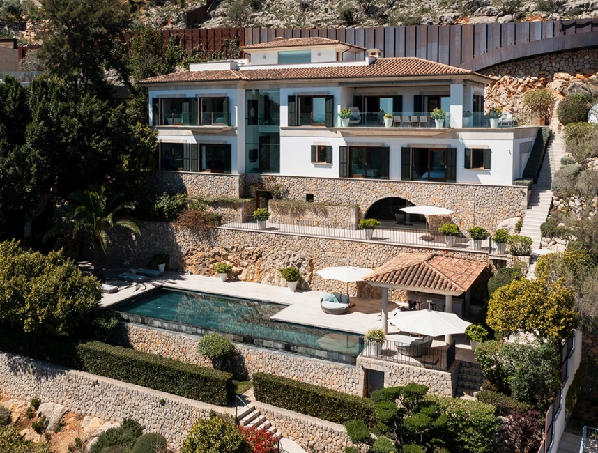 Villa di lusso con vista sulla baia di Palma-1