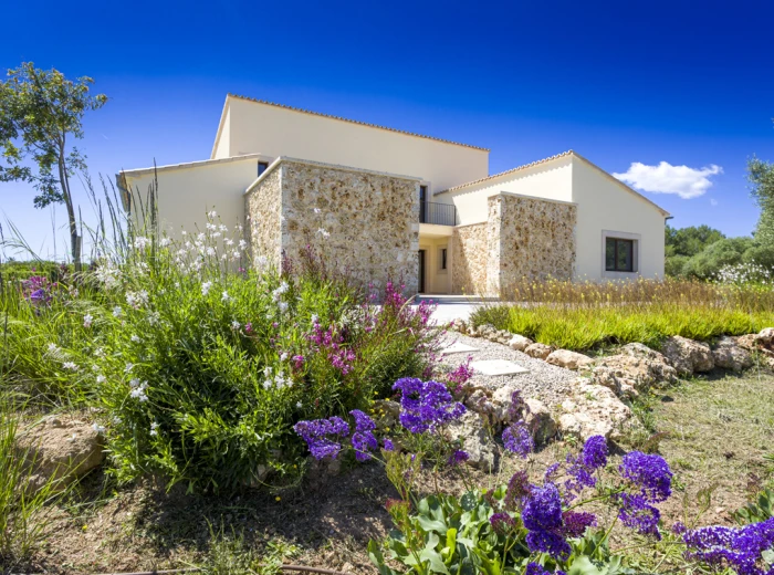 Casa di campagna mediterranea di nuova costruzione con vista a Pina-13