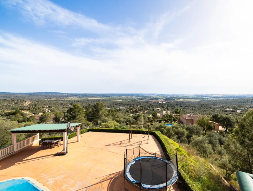 Villa in Puntiró with panoramic views-18