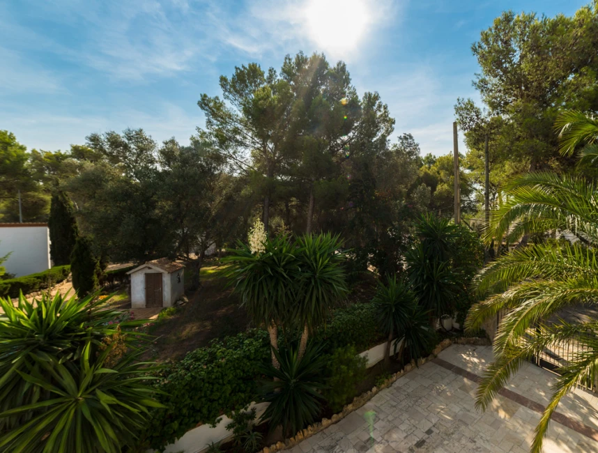 Deux villas méditerranéennes sur un terrain à Cala Blava-15