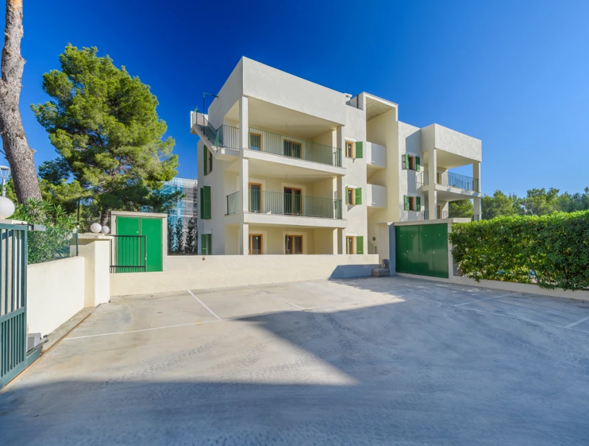 Obra nueva - Apartamentos con piscina comunitaria cerca del mar en Puerto Pollensa-10