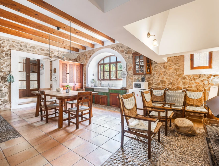Impressive finca with a lot of character in an idyllic location-6