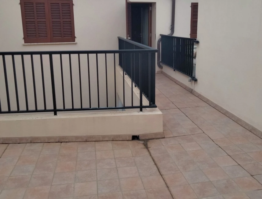 Centrally located quality duplex in Pollensa-20