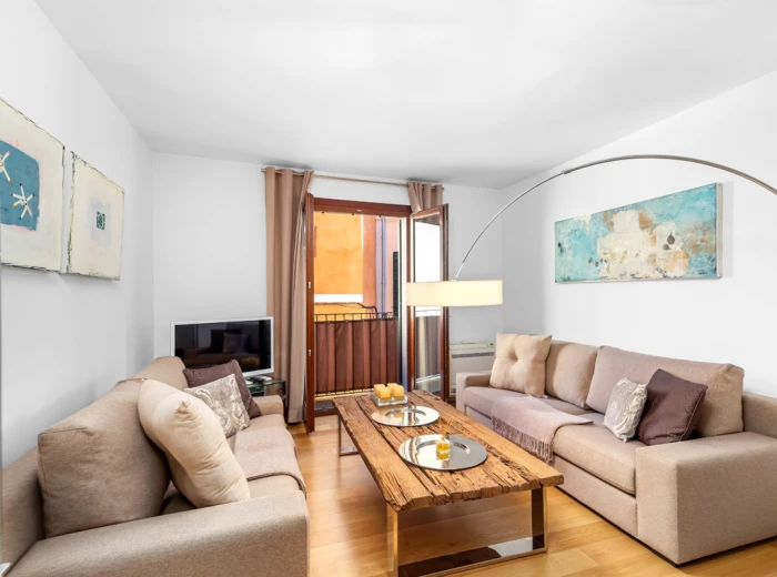 Exquisite flat with lift in the heart of Palma-3