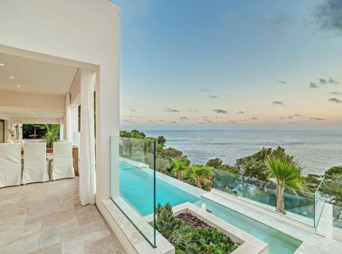 Modern Villa with stunning sea views-15