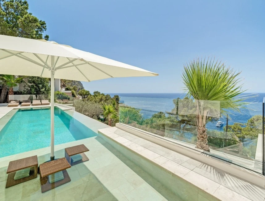 Moderne villa met adembenemend uitzicht op zee-4