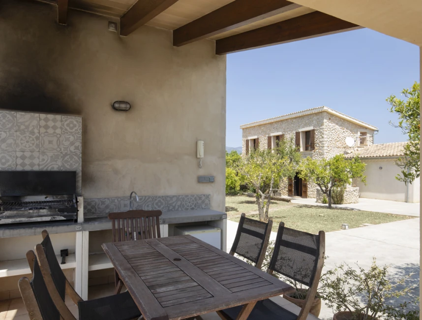 Wonderful finca with guesthouse and garden in Selva-12
