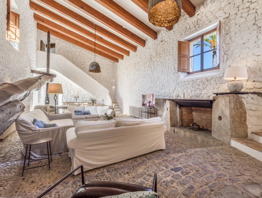 Holiday Rental:Exclusive luxury estate in Valldemossa-5
