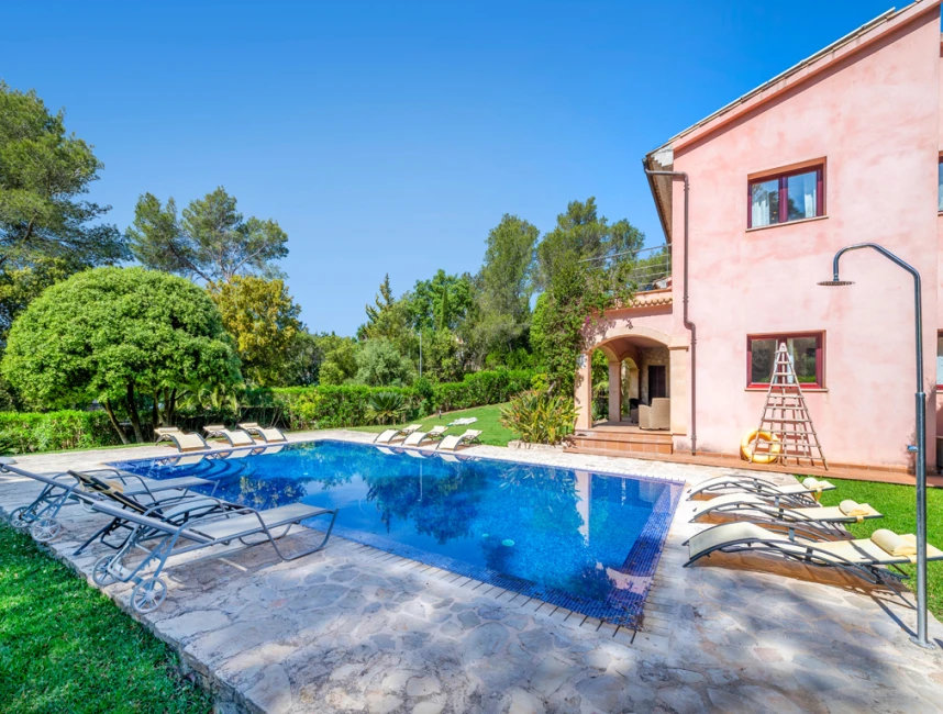 Excellent villa with holiday rental licence-4
