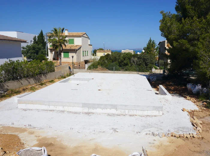 Terrain avec projet et structure partielle à Colónia St. Pere-4