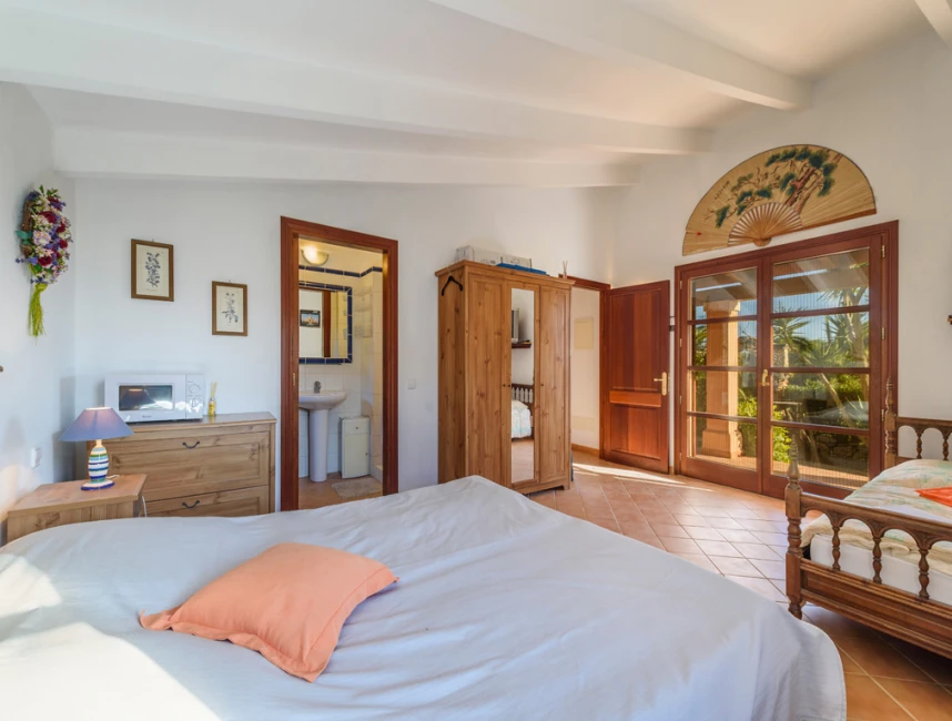 Sustainable finca equipped with extensive modern technology-12