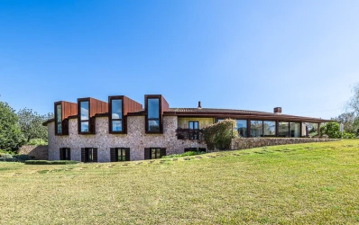 Uniek en modern huis met uitzicht op de Tramuntana