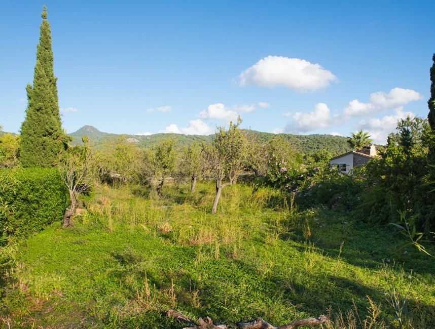 Building plot with view into the Tramuntana mountains-3