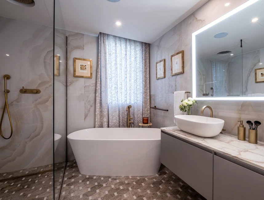 Atemberaubendes Luxus-Apartment mit Meerblick-11