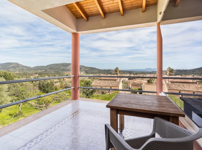 Villa with fantastic views in Alaró-16