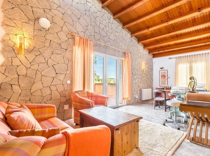 Casa de camp amb vistes al mar prop de Palma-12