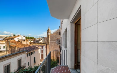 Rymlig lägenhet med potential, terrass och hiss i ett utmärkt läge - Palma de Mallorca, Gamla stan
