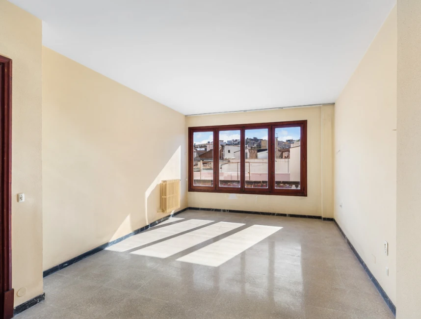Spazioso appartamento con potenziale, terrazza e ascensore in una posizione eccellente - Palma di Maiorca, Centro Storico-8
