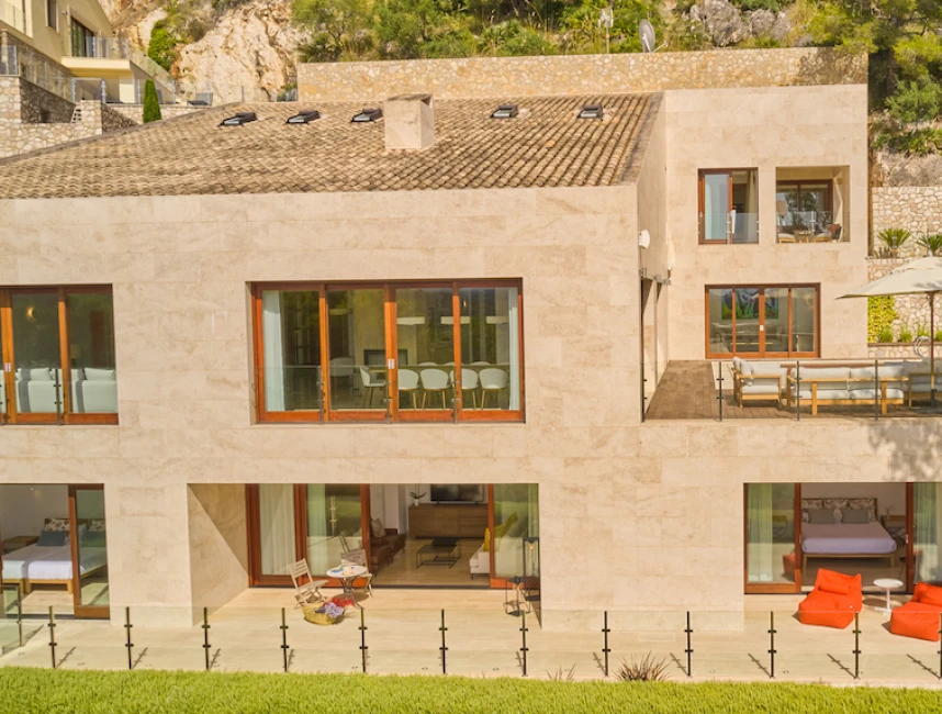 Une villa moderne dans une position exclusive avec vue sur la vallée de Canyamel-2