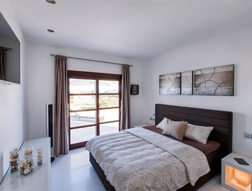 Spectaculaire luxe villa met fantastisch uitzicht te koop in Santa Margalida-10