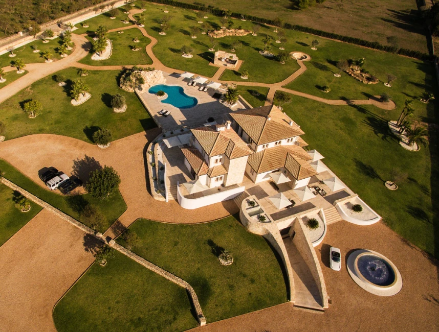 Spectaculaire luxe villa met fantastisch uitzicht te koop in Santa Margalida-13
