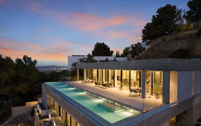 Sofistikerad villa i synlig betong i Son Vida - Palma de Mallorca